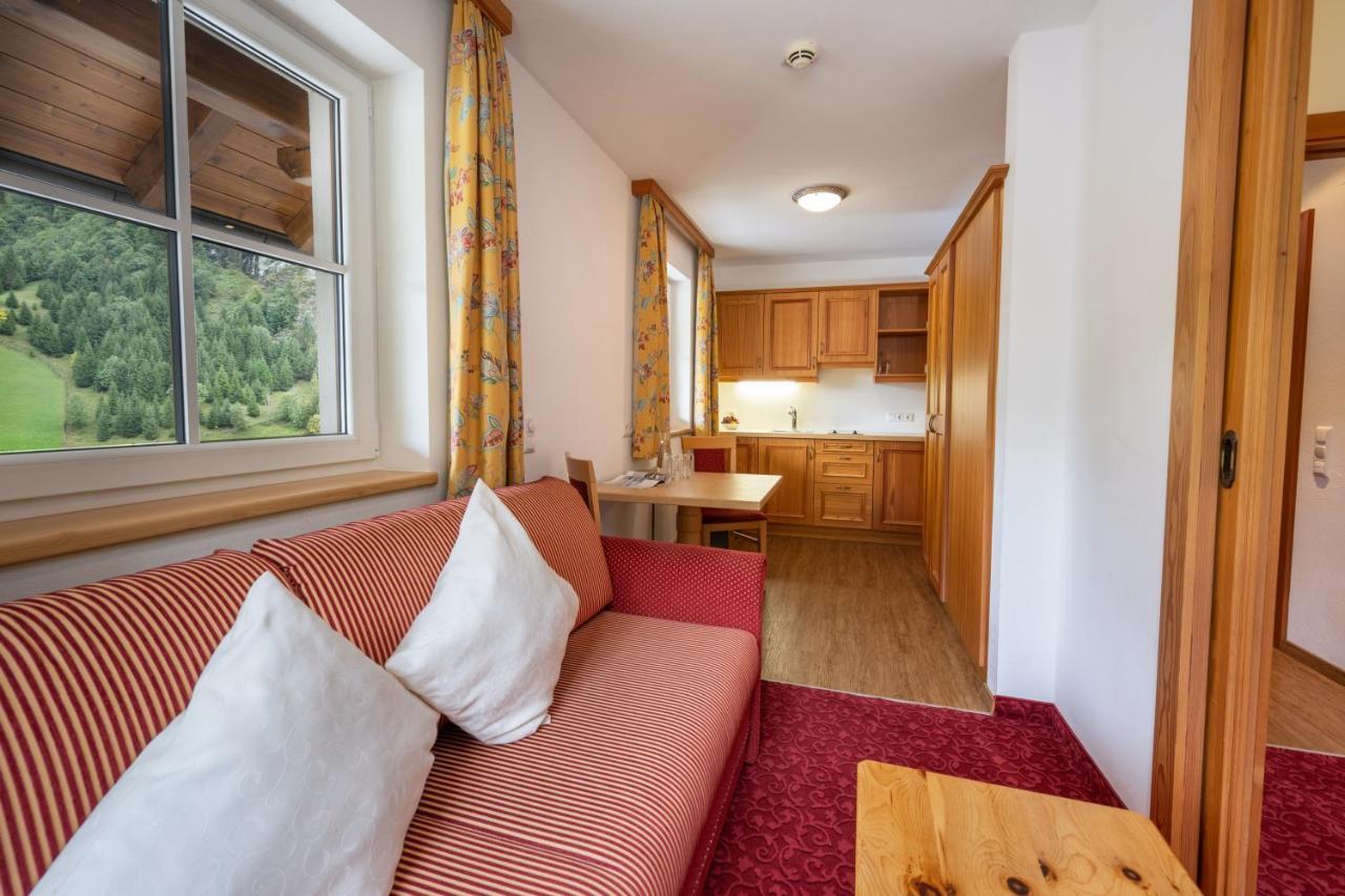 Naturhotel Huettenwirt Im Grossarltal Hüttschlag Buitenkant foto