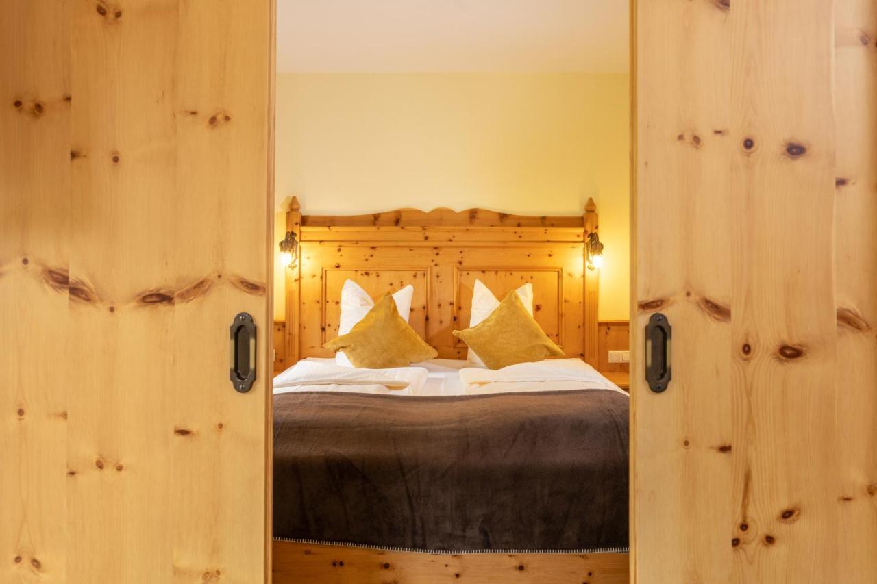 Naturhotel Huettenwirt Im Grossarltal Hüttschlag Buitenkant foto