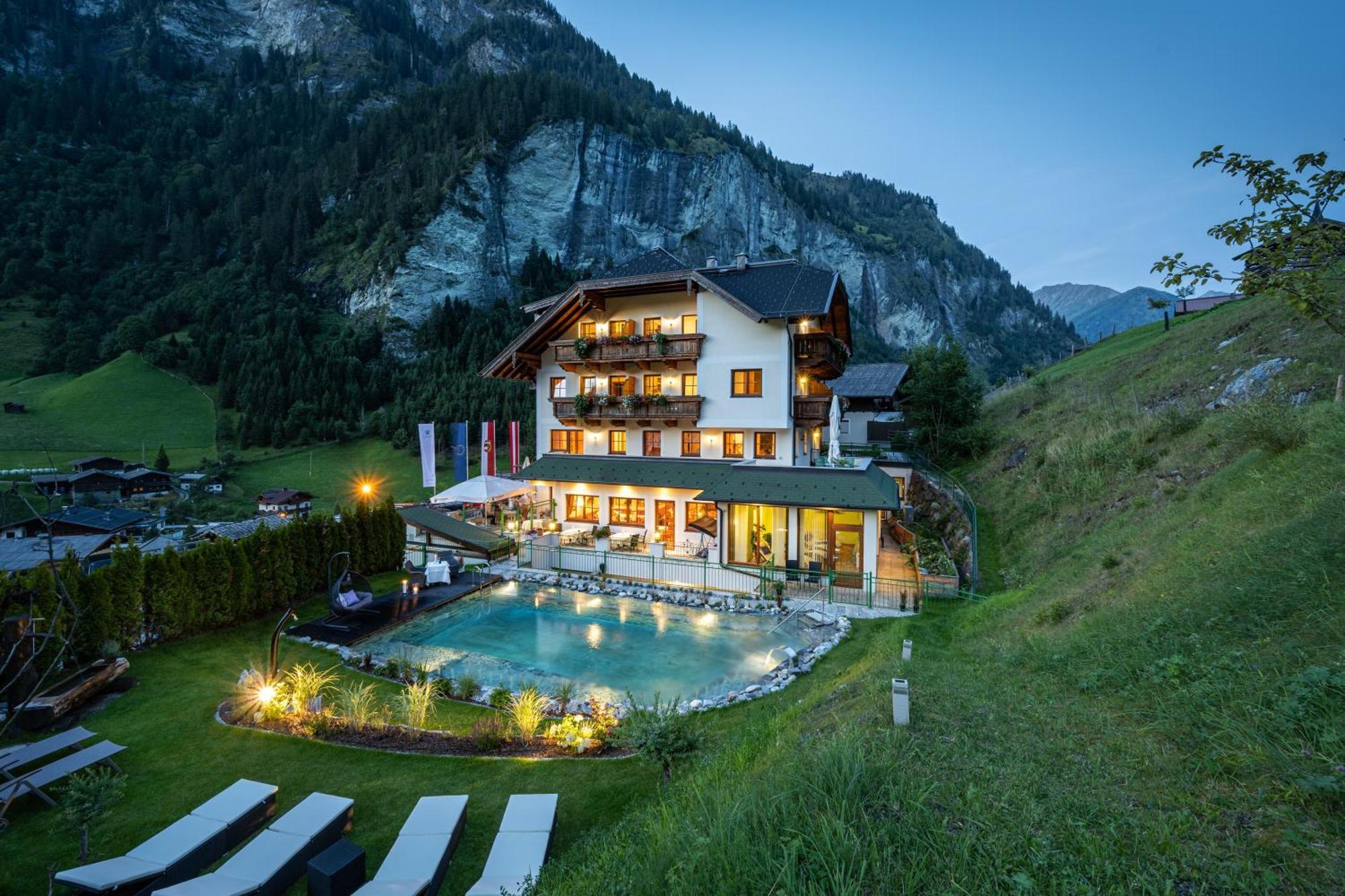 Naturhotel Huettenwirt Im Grossarltal Hüttschlag Buitenkant foto
